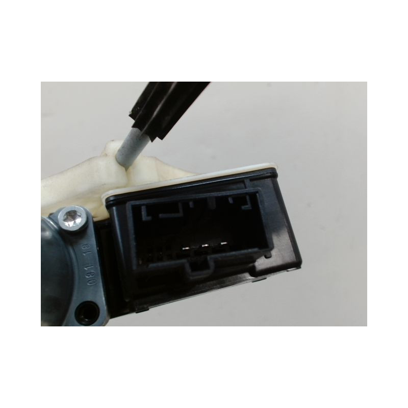 MECANISME+MOTEUR LEVE-GLACE ARRIERE DROIT VOLKSWAGEN POLO V 2009-...