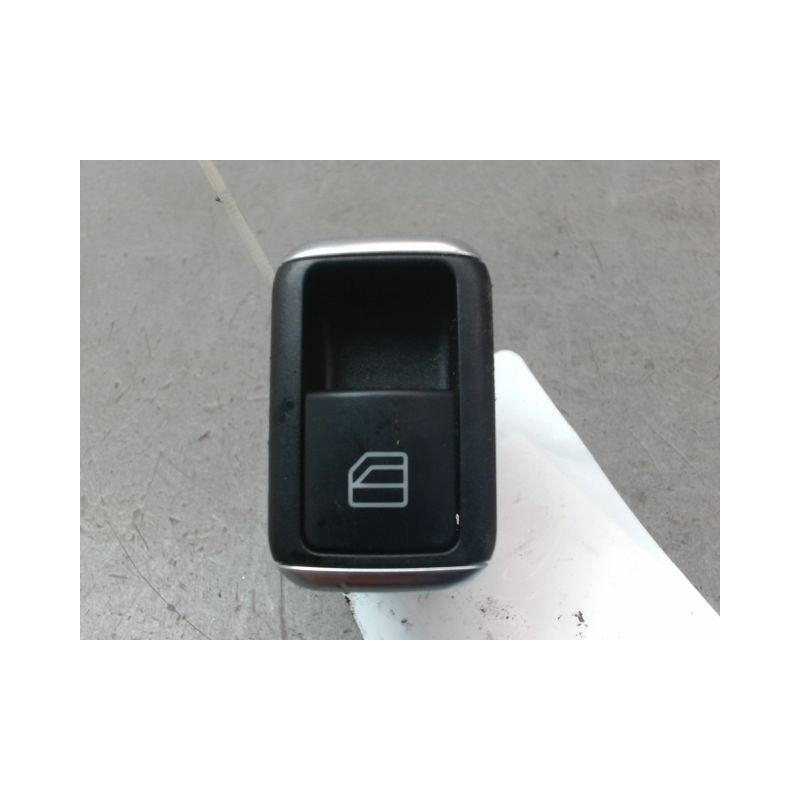 COMMANDE LEVE-GLACE PORTE ARD MERCEDES CLASSE B 2008-