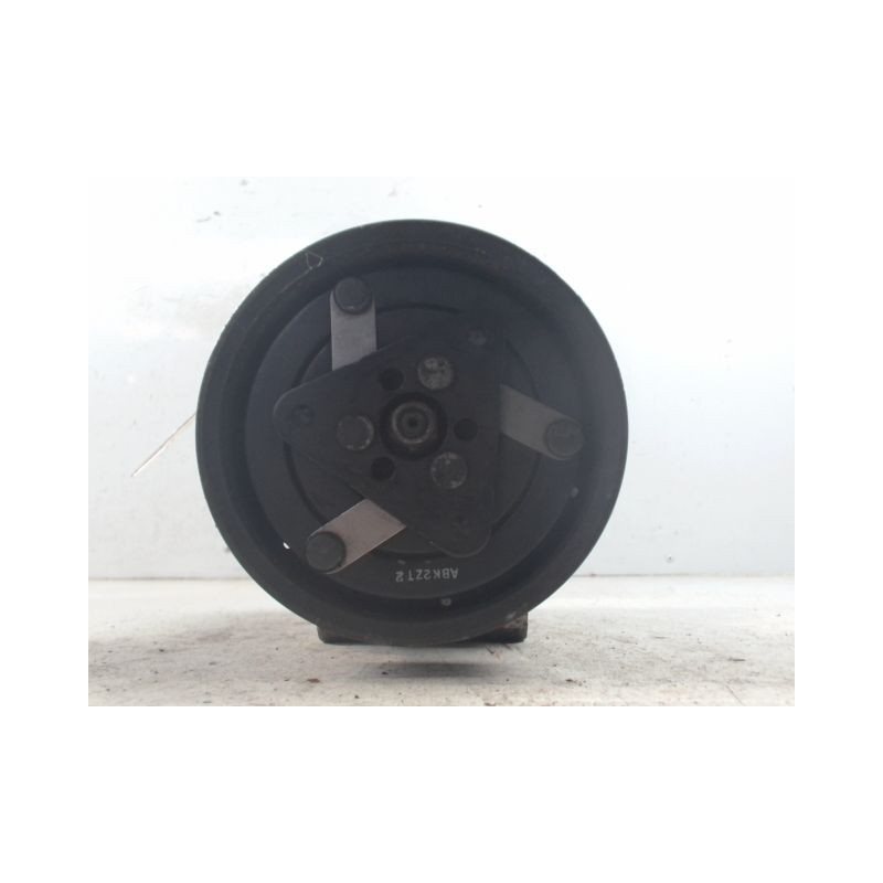 COMPRESSEUR AIR CONDITIONNE RENAULT CLIO II PH.2 01-06