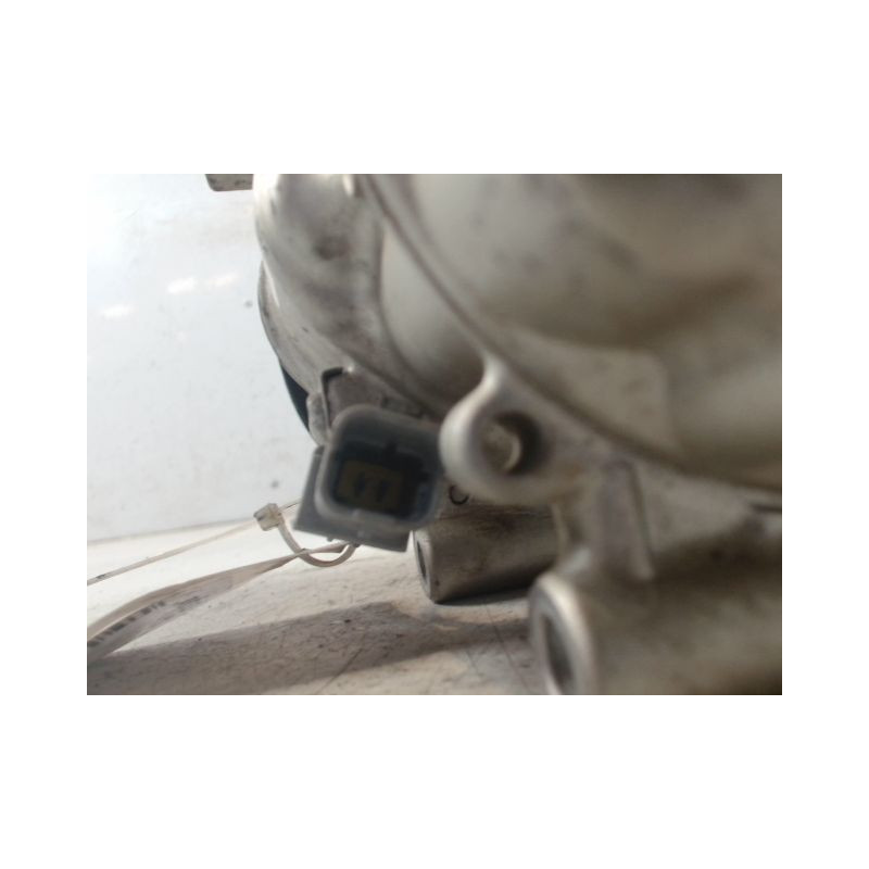 COMPRESSEUR AIR CONDITIONNE RENAULT TWINGO 2 2010-