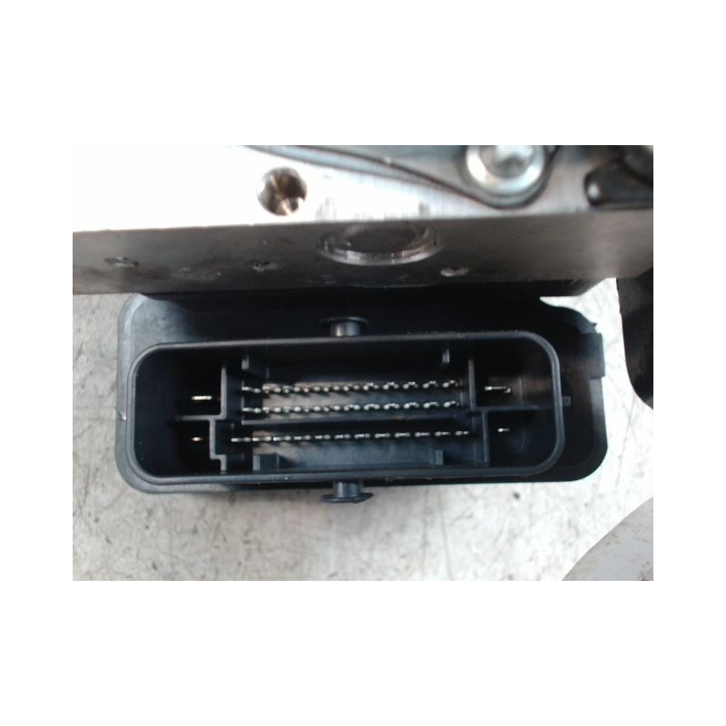 UNITE HYDRAULIQUE ABS TOYOTA AYGO 5P