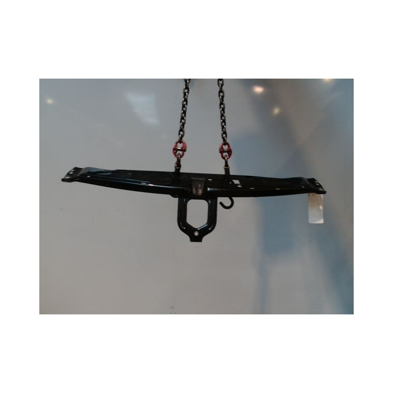 TRAVERSE SUPERIEURE ARMATURE AVANT MERCEDES CLK