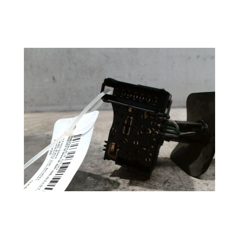 COMMANDE CLIGNOTANT RENAULT CLIO II PH.2 01-06