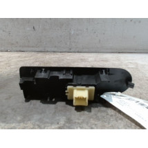 COMMANDE LEVE-GLACE PORTE AVD RENAULT CAPTUR