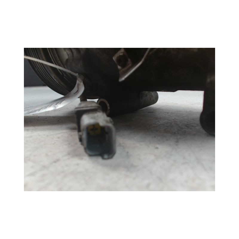 COMPRESSEUR AIR CONDITIONNE RENAULT CLIO 3