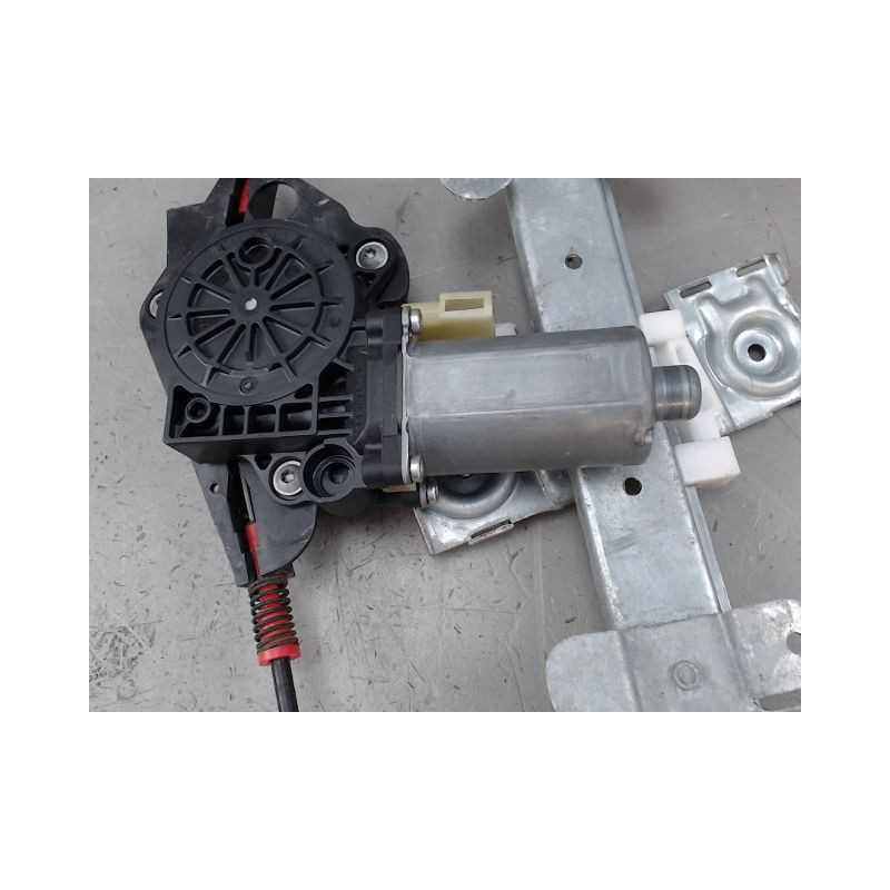 MECANISME LEVE-GLACE AVANT DROIT FORD FIESTA