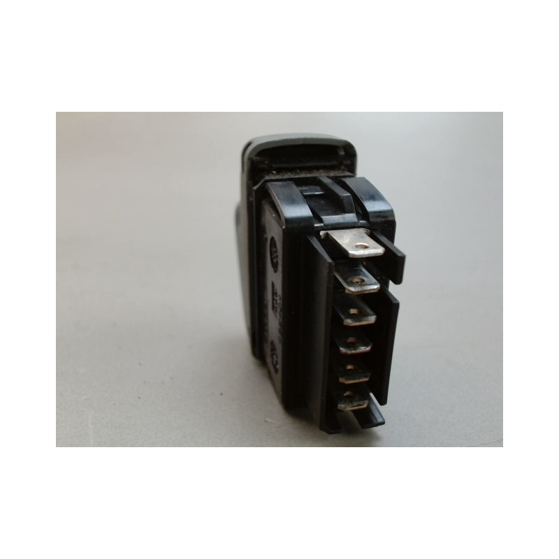 COMMANDE LEVE-GLACE PORTE AVD RENAULT TWINGO