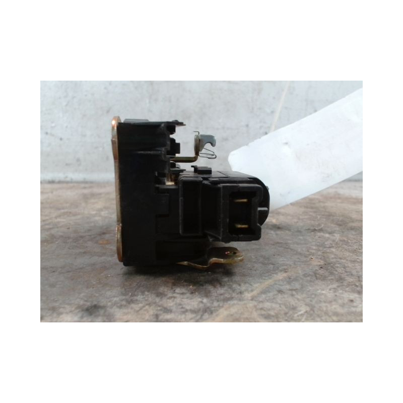 SYSTEME CONDAMNATION AVANT DROIT RENAULT KANGOO 2000-2003