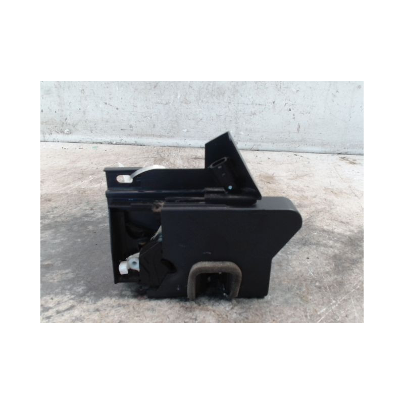 SYSTEME CONDAMNATION AVANT DROIT DACIA SANDERO 2008-