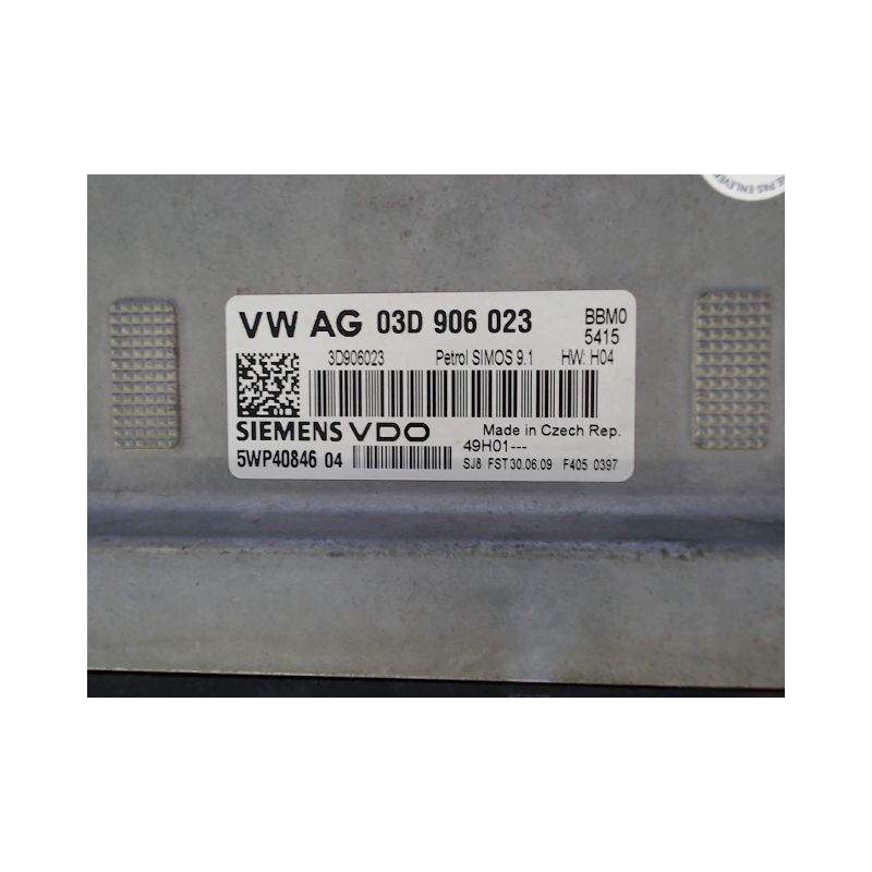 CALCULATEUR MOTEUR VOLKSWAGEN POLO