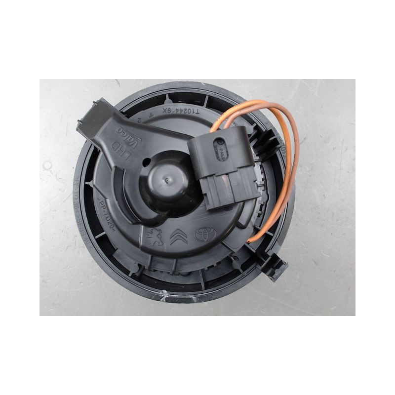 MOTEUR VENTILATEUR CHAUFFAGE PEUGEOT 108