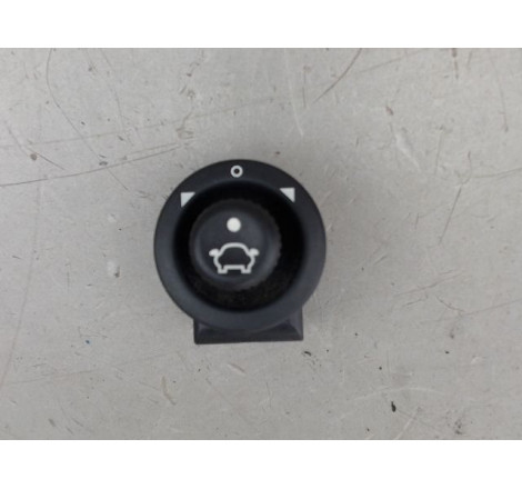 COMMANDE RETROVISSEUR EXT ELECTRIQUE