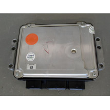 CALCULATEUR MOTEUR MAZDA 3