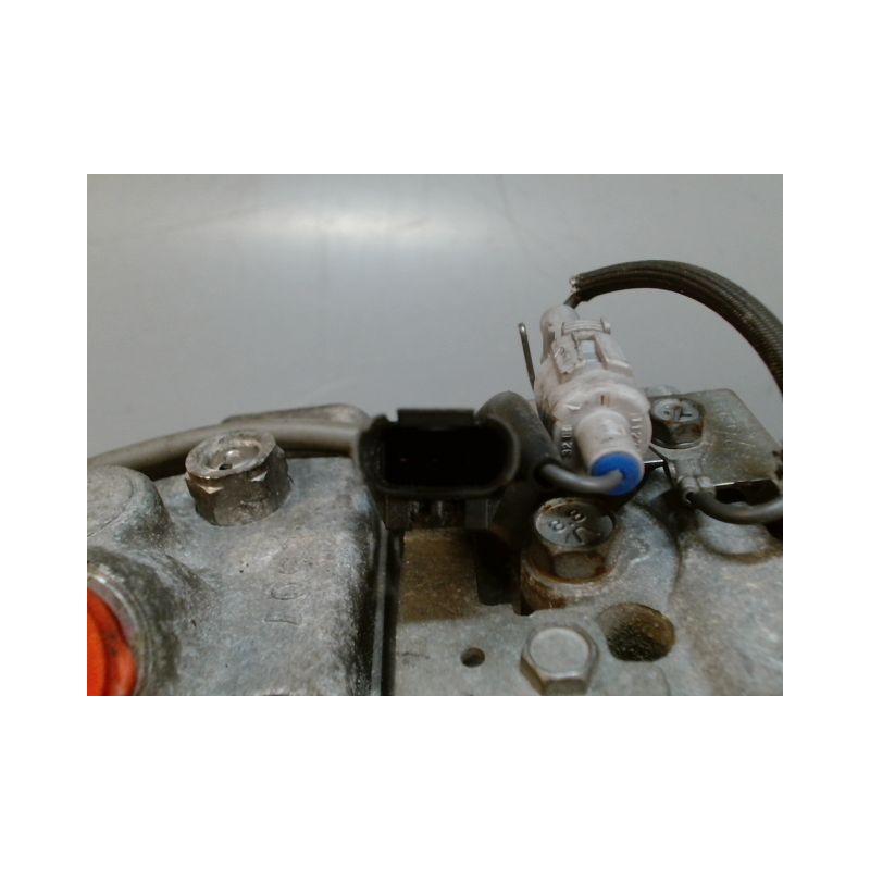 COMPRESSEUR AIR CONDITIONNE B.M.W. SERIE 3
