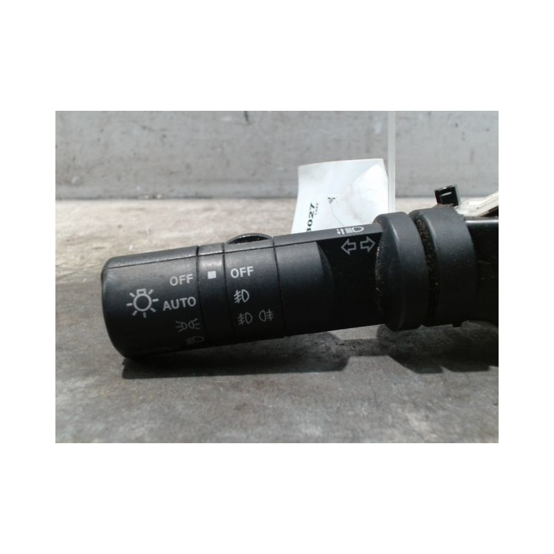 COMMANDE CLIGNOTANT NISSAN QHASQAI 2007-