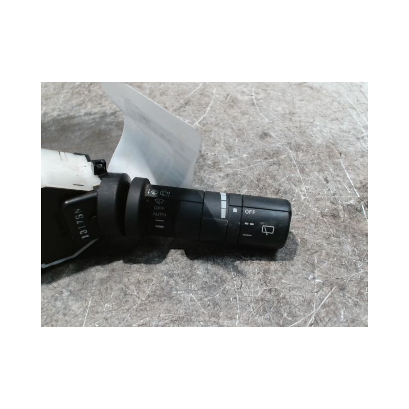 COMMANDE ESSUIE GLACE NISSAN QHASQAI 2007-