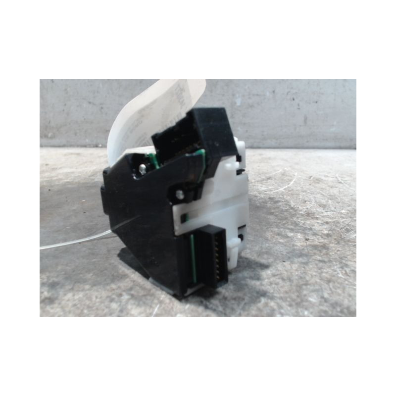 COMMANDE ESSUIE GLACE NISSAN QHASQAI 2007-