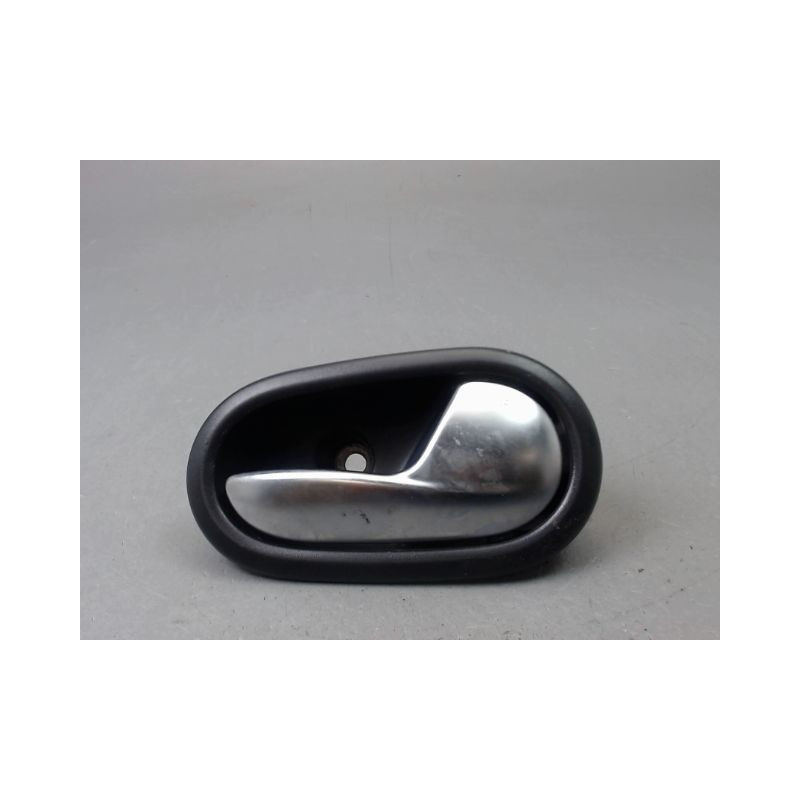 POIGNEE INTERIEURE PORTE AVANT DROIT DACIA SANDERO II Phase 1 2012-...