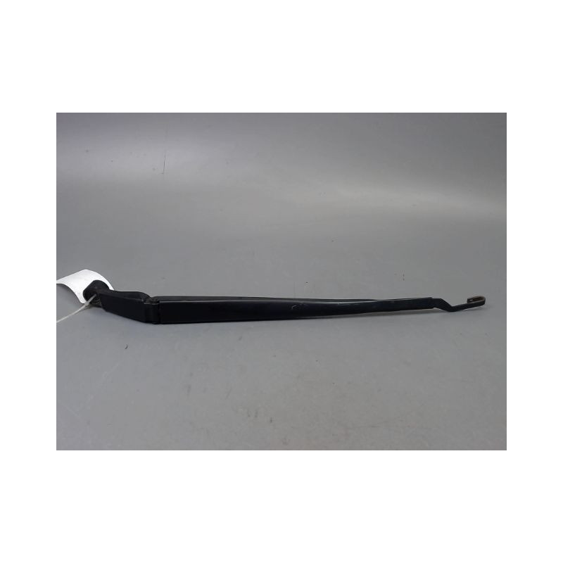 BRAS ESSUIE-GLACE AVANT GAUCHE TOYOTA AURIS 2010-