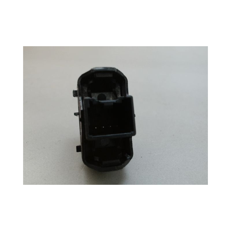 COMMANDE LEVE-GLACE PORTE AVD FORD FIESTA