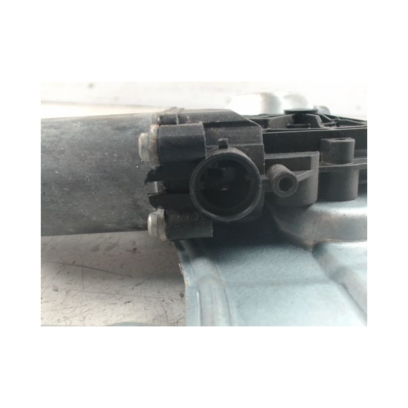 MECANISME+MOTEUR LEVE-GLACE AVANT GAUCHE RENAULT CLIO III 2010-