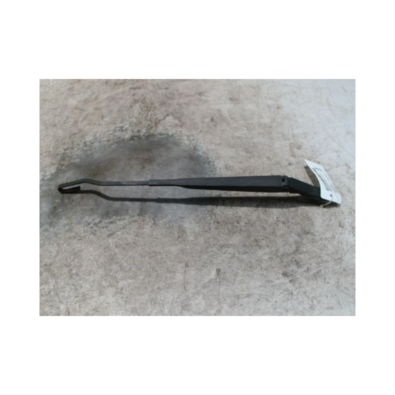 BRAS ESSUIE-GLACE AVANT GAUCHE NISSAN MICRA 2003-2005