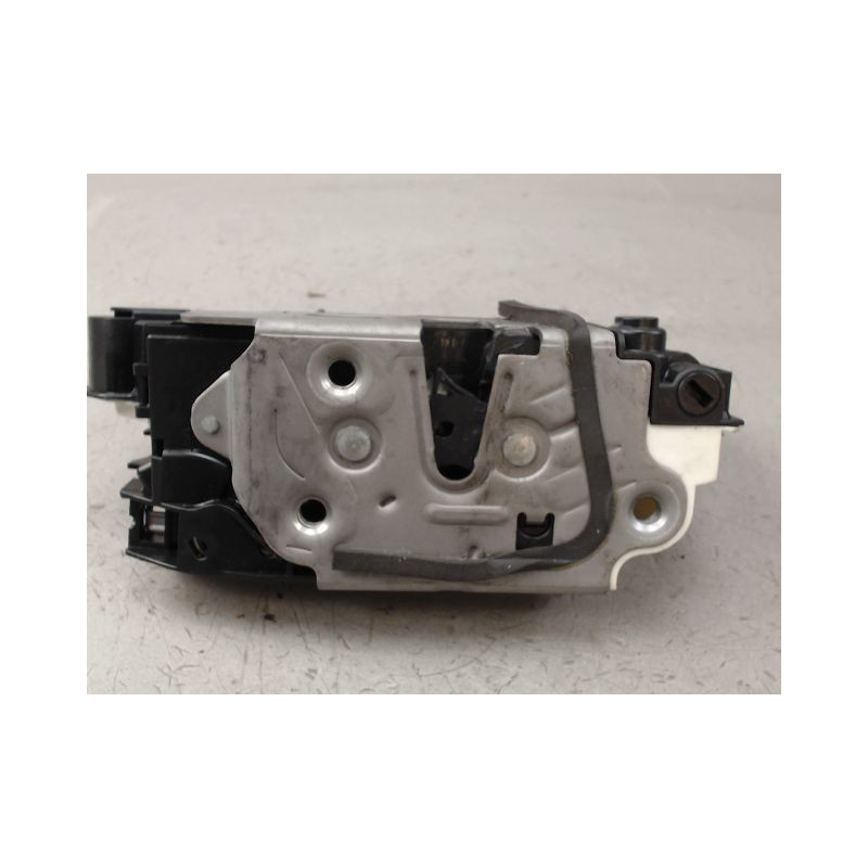SYSTEME CONDAMNATION ARRIERE DROIT VOLKSWAGEN UP