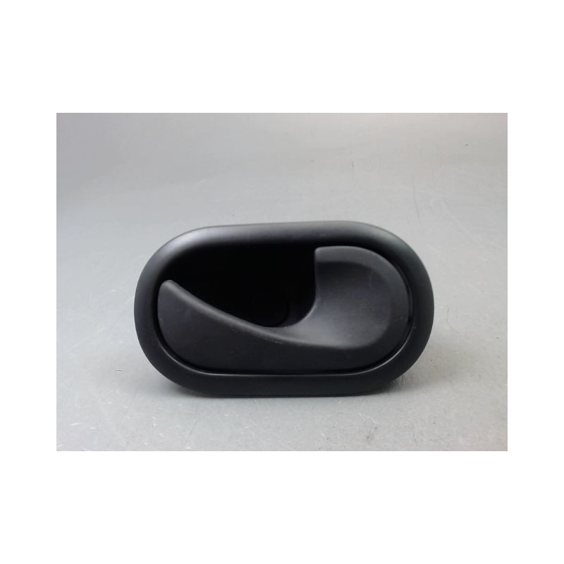 POIGNEE INTERIEURE PORTE AVANT DROIT RENAULT CLIO III Phase 2 2009-2014