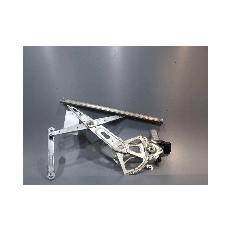 MECANISME+MOTEUR LEVE-GLACE ARRIERE DROIT TOYOTA PRIUS