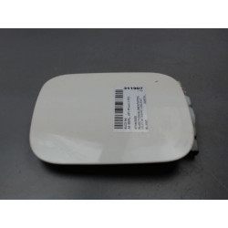 VOLET DE TRAPPE CARBURANT
