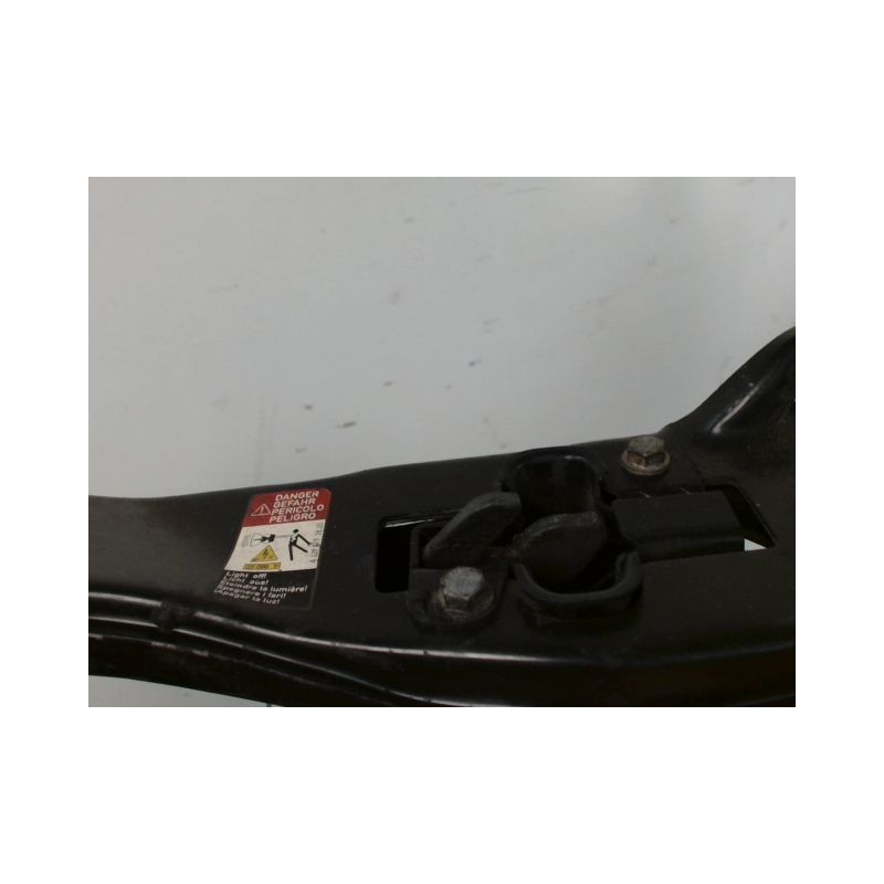 TRAVERSE SUPERIEURE ARMATURE AVANT MERCEDES CLASSE S