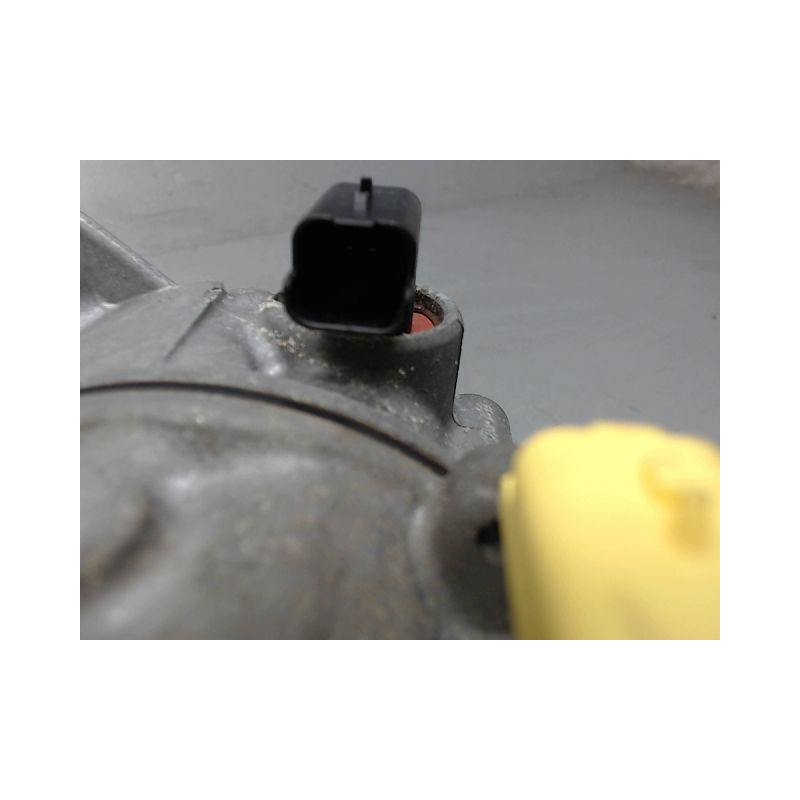COMPRESSEUR AIR CONDITIONNE PEUGEOT 207 SW