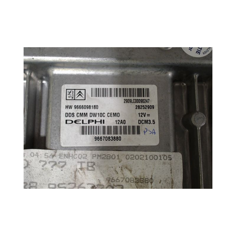 CALCULATEUR MOTEUR PEUGEOT 3008