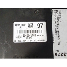 BOITE A FUSIBLES RENAULT MEGANE