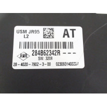 BOITE A FUSIBLES RENAULT MEGANE