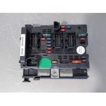 BOITE A FUSIBLES PEUGEOT 206
