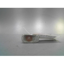 REPETITEUR AILE GAUCHE TOYOTA PRIUS