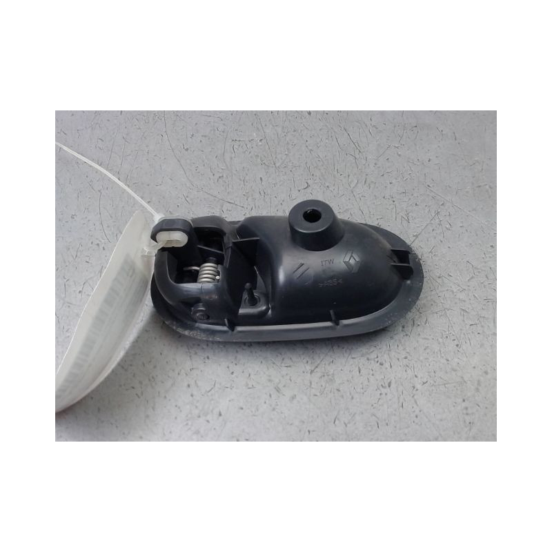 POIGNEE INTERIEURE PORTE AVANT DROIT DACIA SANDERO II Phase 1 2012-...