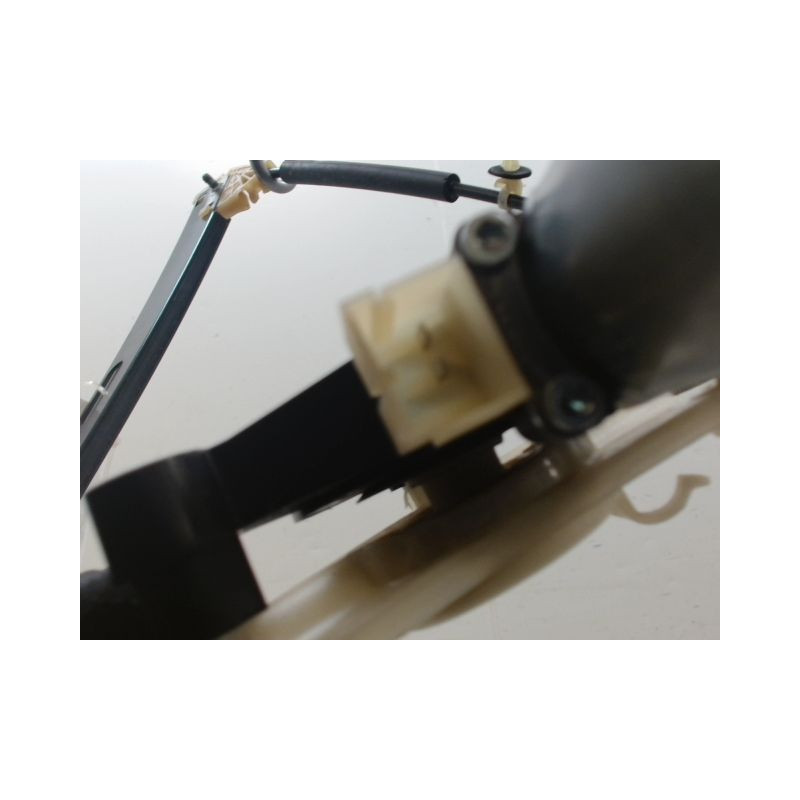 MECANISME+MOTEUR LEVE-GLACE AVANT DROIT SEAT LEON 2009-
