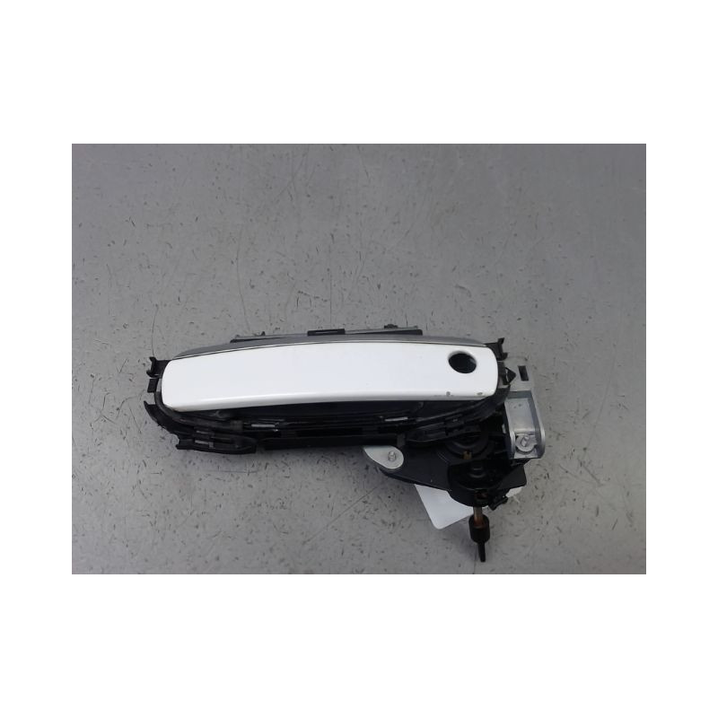 POIGNEE EXTERIEURE PORTE AVANT GAUCHE AUDI A3 SPORTBACK II Phase 2 (8P) 2008-2012