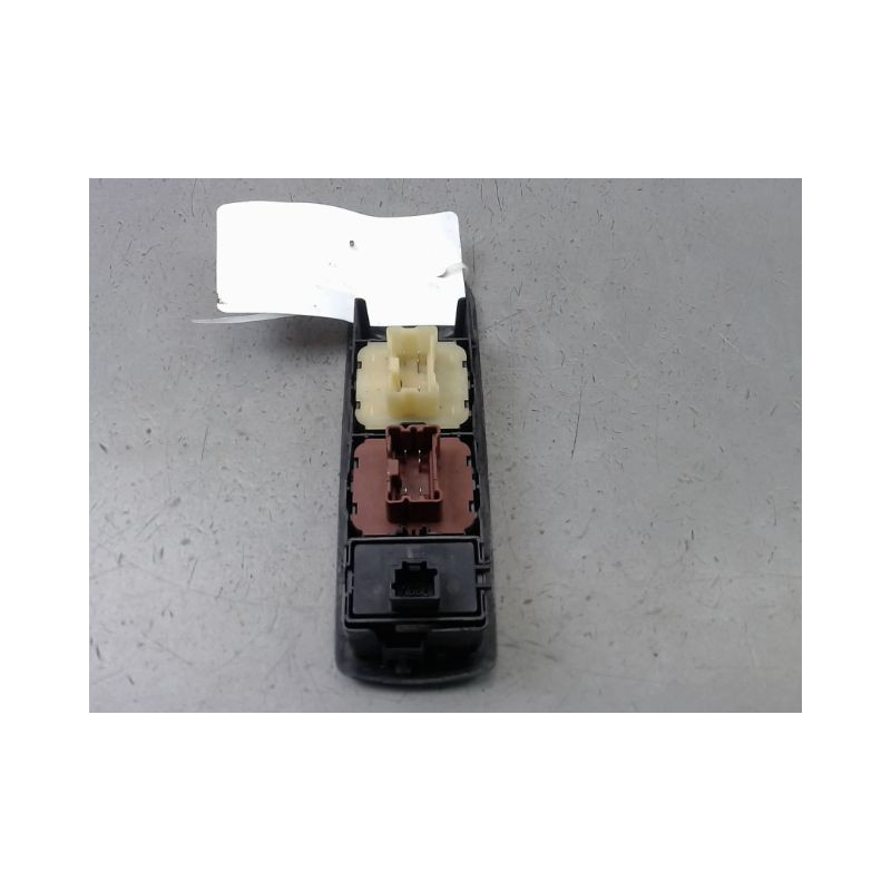 COMMANDE LEVE-GLACE PORTE AVG RENAULT CAPTUR Phase 1 2013-...