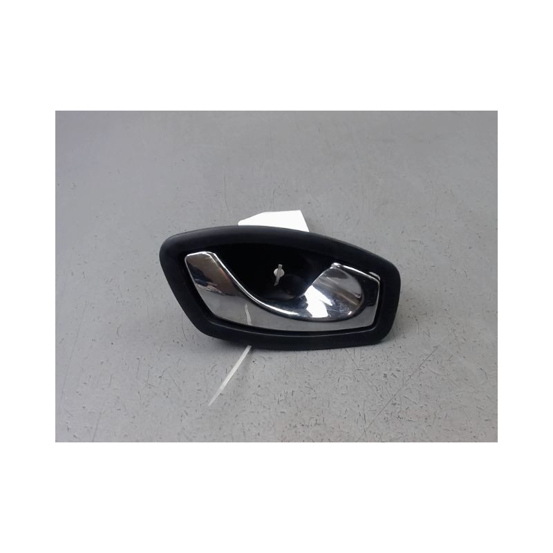 POIGNEE INTERIEURE PORTE AVANT DROIT RENAULT CAPTUR Phase 1 2013-...