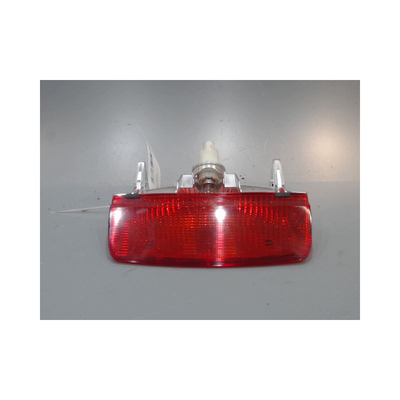 FEUX STOP SUPPLEMENTAIRE NISSAN MICRA