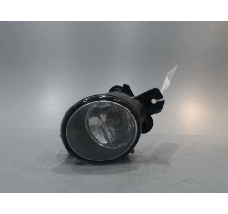 PHARE ANTIBROUILLARD AVG