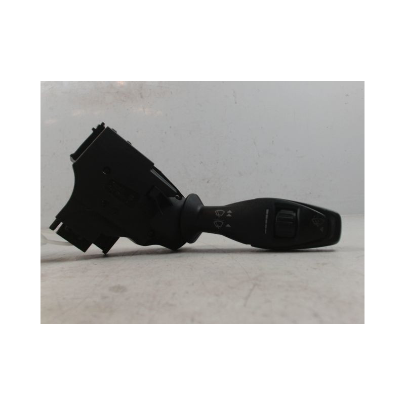 COMMANDE ESSUIE GLACE FORD FIESTA 2005-
