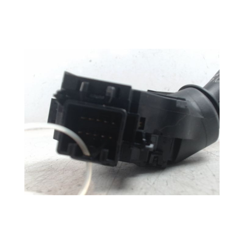 COMMANDE ESSUIE GLACE FORD FIESTA 2005-