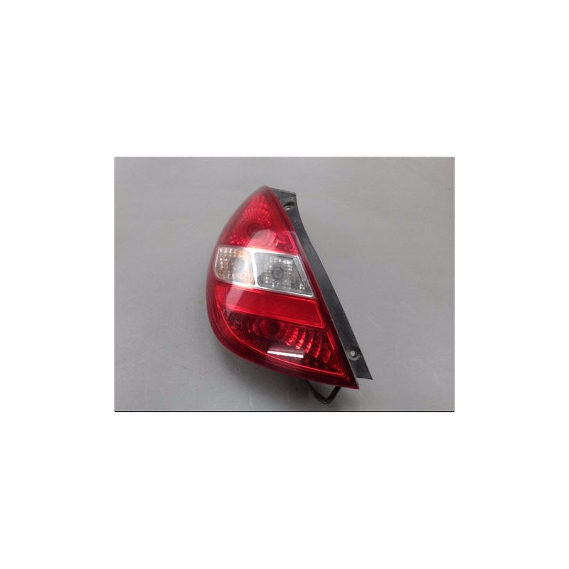 FEU ARRIERE GAUCHE  HYUNDAI I 20 09-12