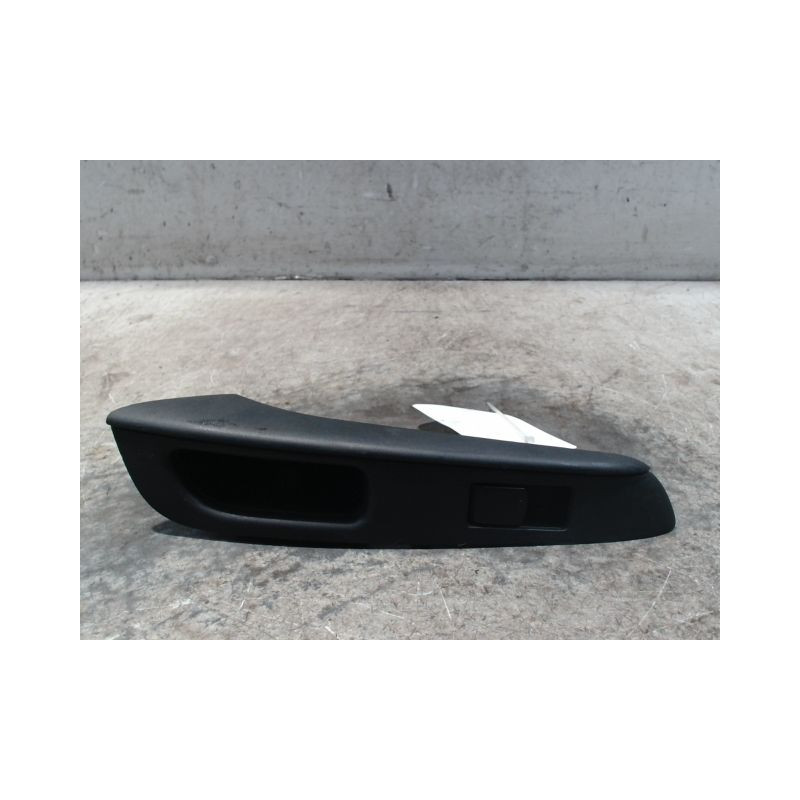 COMMANDE LEVE-GLACE PORTE ARD NISSAN NOTE