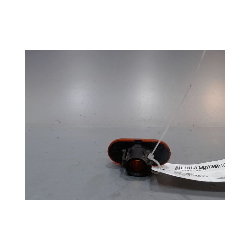REPETITEUR AILE GAUCHE RENAULT CLIO