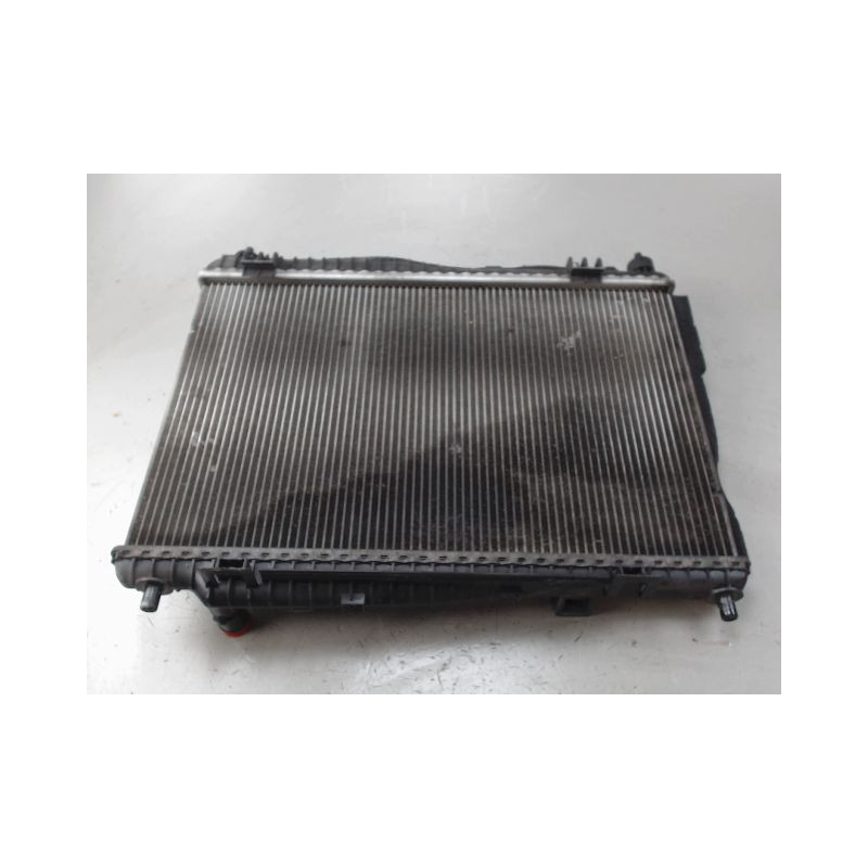 RADIATEUR FORD FIESTA